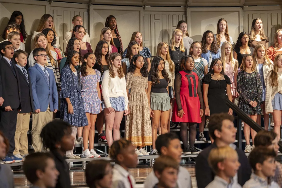 All in favor of Chorus Class at LLMS