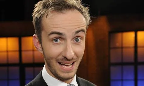 Support comedian Jan Böhmermann