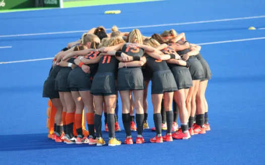 We want a fieldhockeygame!
