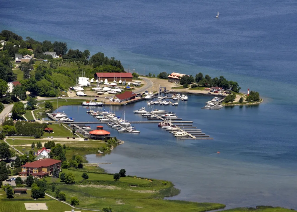Save the Gore Bay Wharf Building & Swimming Beach