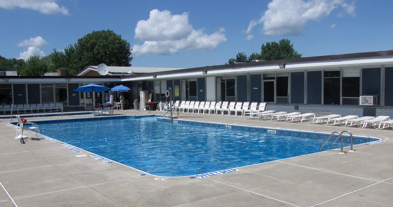 Save the Syracuse Pool