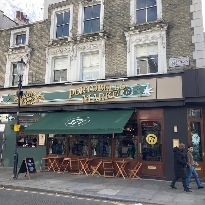 La Bodega Tables and Chairs License Extension
