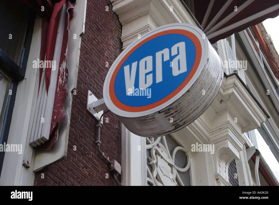 Vera  Op Straat / Save Vera!