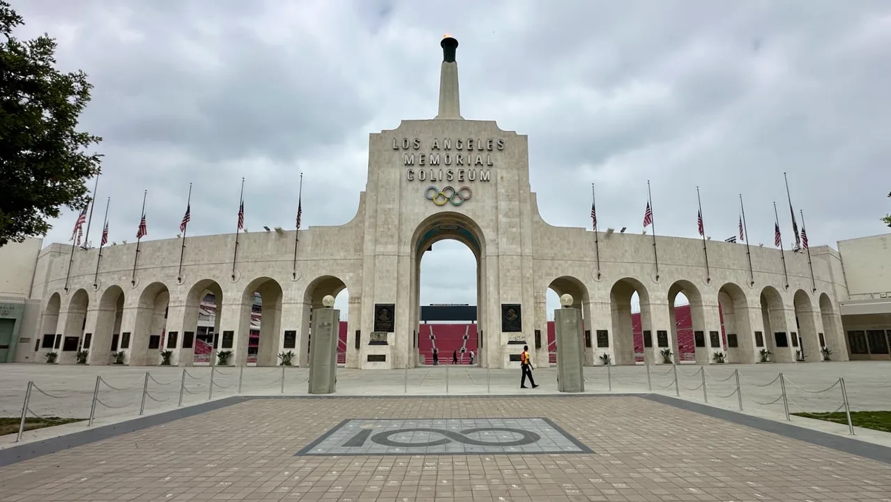 Reconsider Ill-Conceived LA Coliseum Upgrades