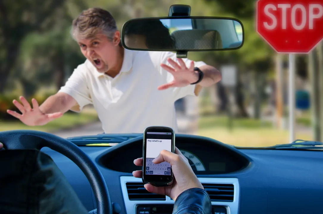 Augmenter l'amende et les points d'inaptitude reliés à l'utilisation du cellulaire au volant au Québec