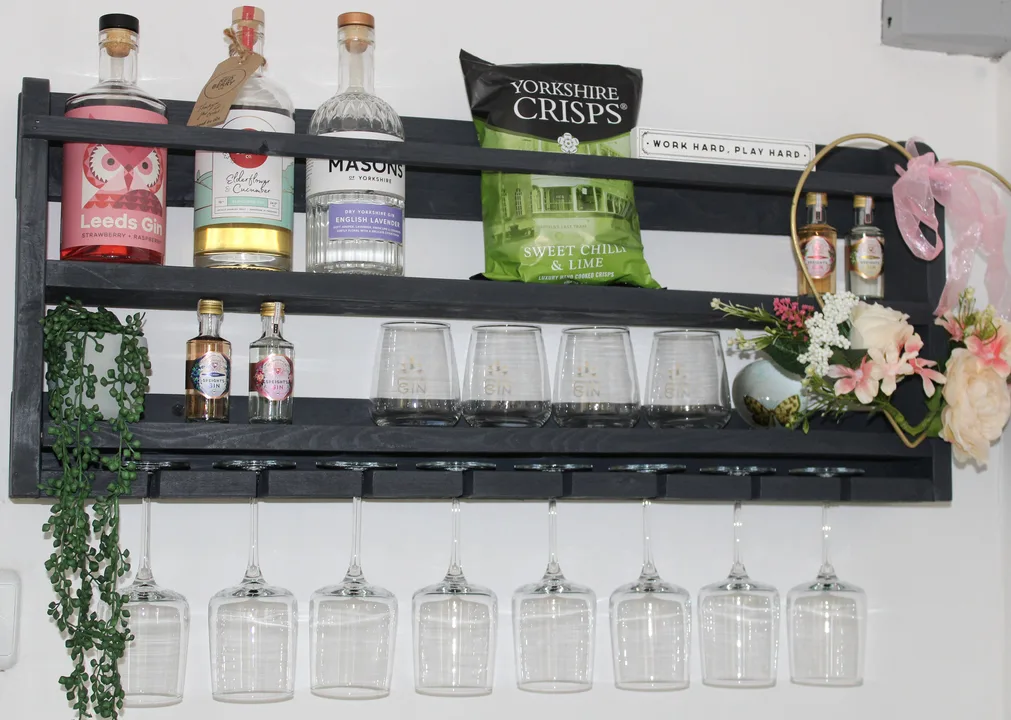 GET GIN AT UPRAWR