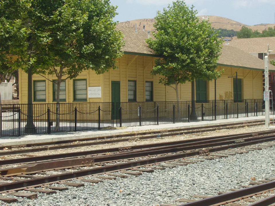 Save The Fillmore and Western Railways