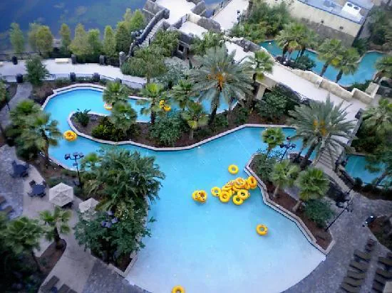 I support a Southwood Lazy River Pool at TownCenter
