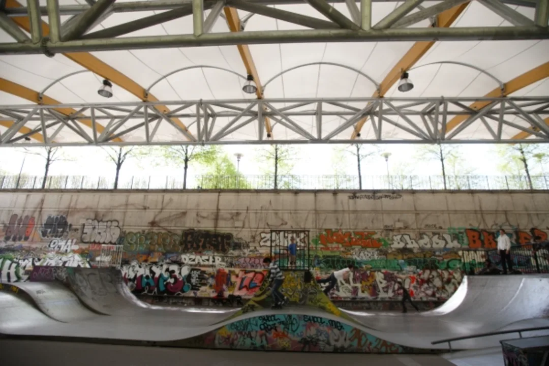 Contre la destruction du spot de street de Bercy | Against the Bercy's spot destrucion !