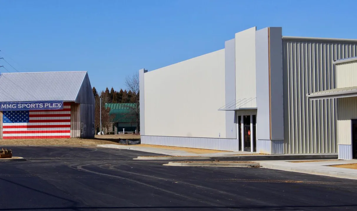 Keep Calvert Sports Warehouse Open