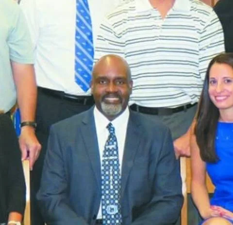 Carruth speaks at Gradution