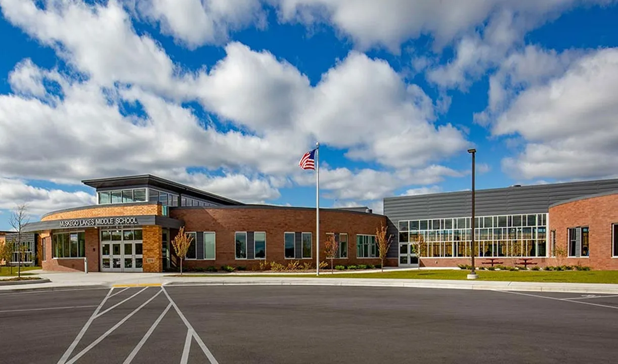 Require Masks in Muskego-Norway School District