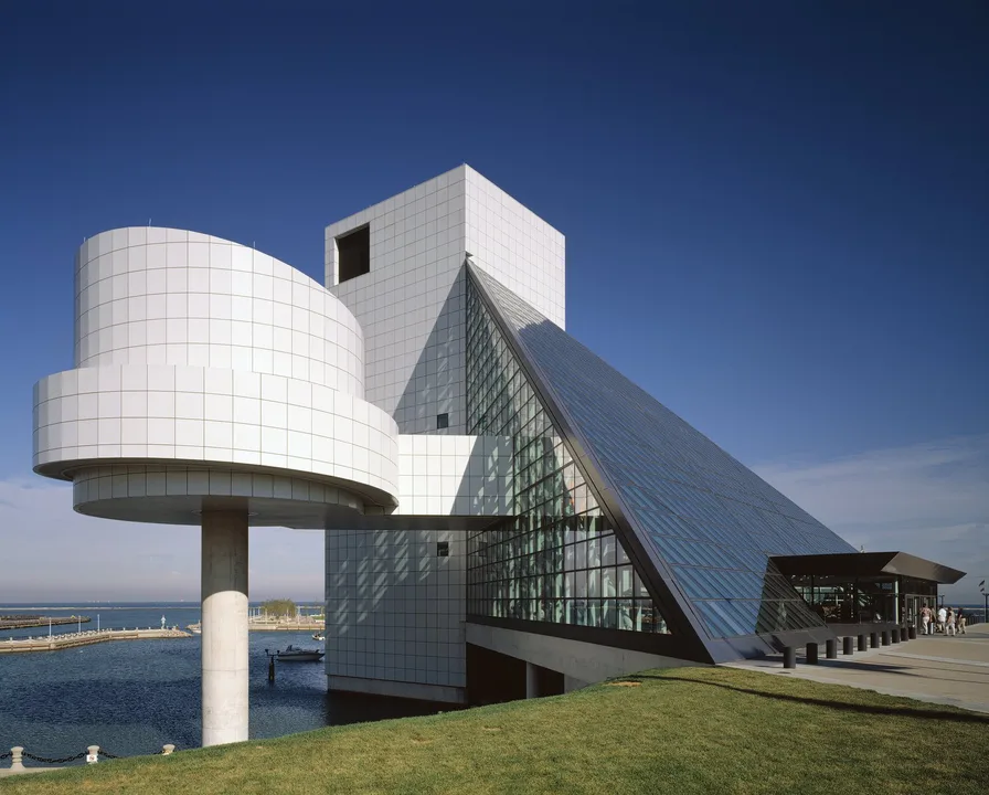 94.9 The Rock's Rush the Hall Petition