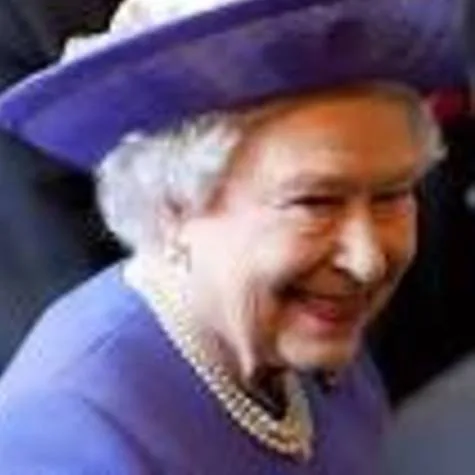 Canadians against The Queen meeting Trump!