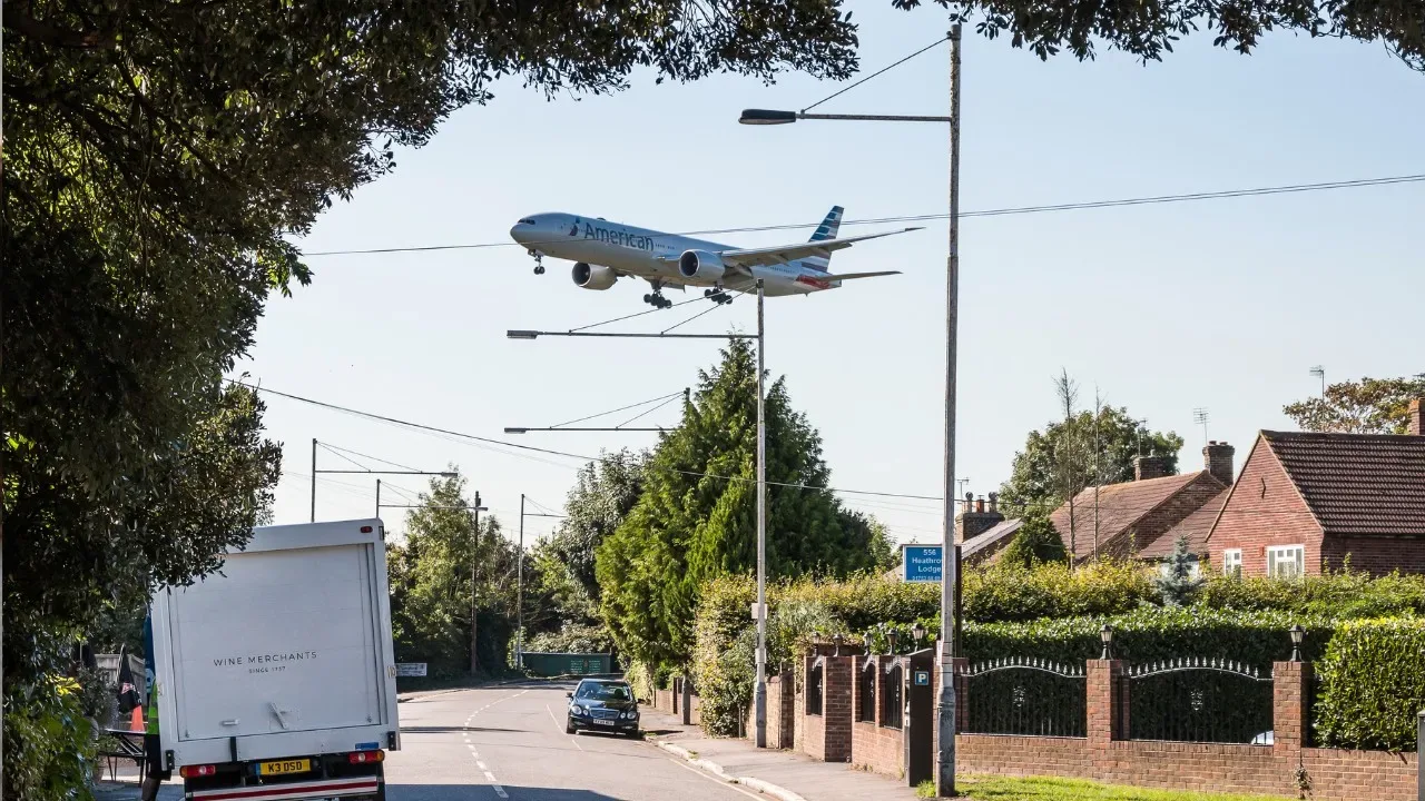 Carlsbad: Stop Low Flying, Loud, and Unsafe planes from operating over our Homes and Neighborhoods