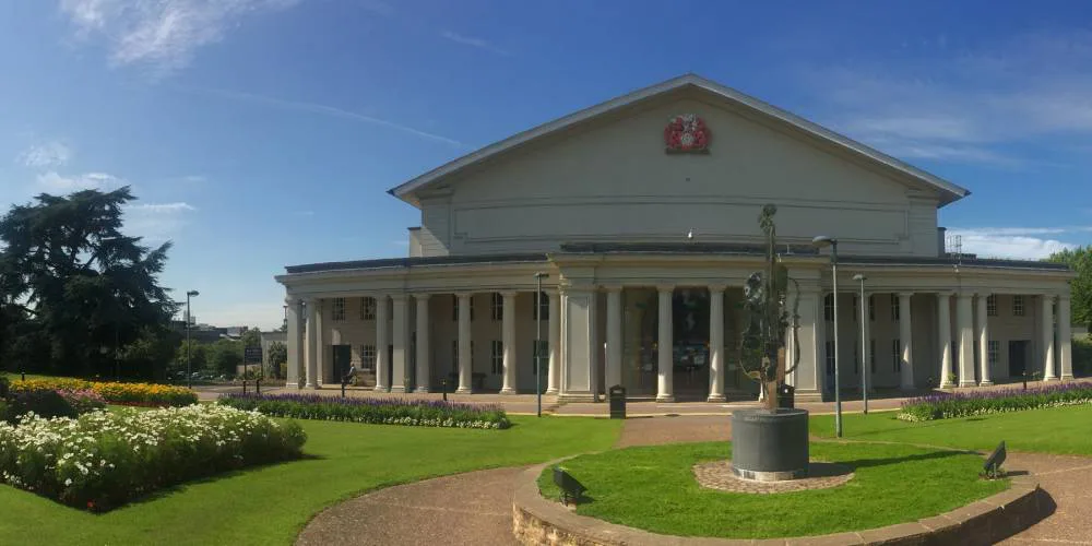 DMU students against the proposed change of graduation venue from De Montfort Hall to The Curve