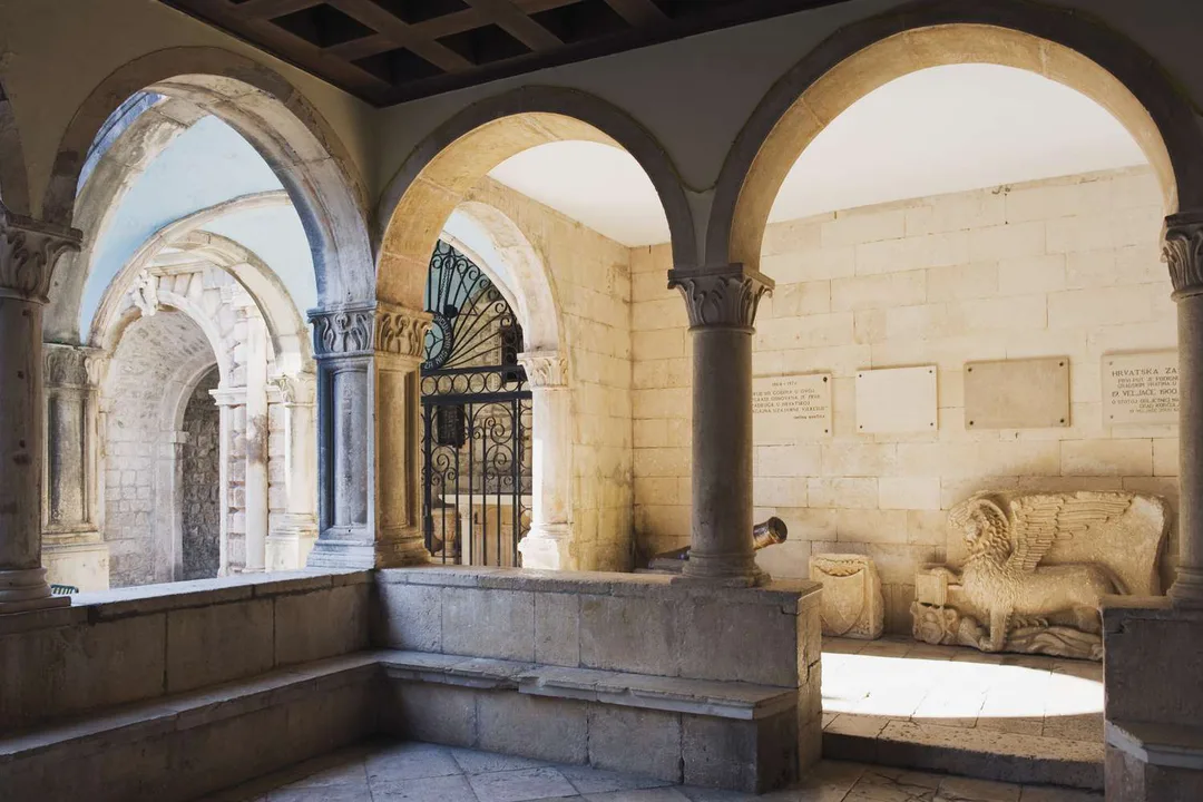 Javni protest civilne iniciative VIVAT LOGGIA!