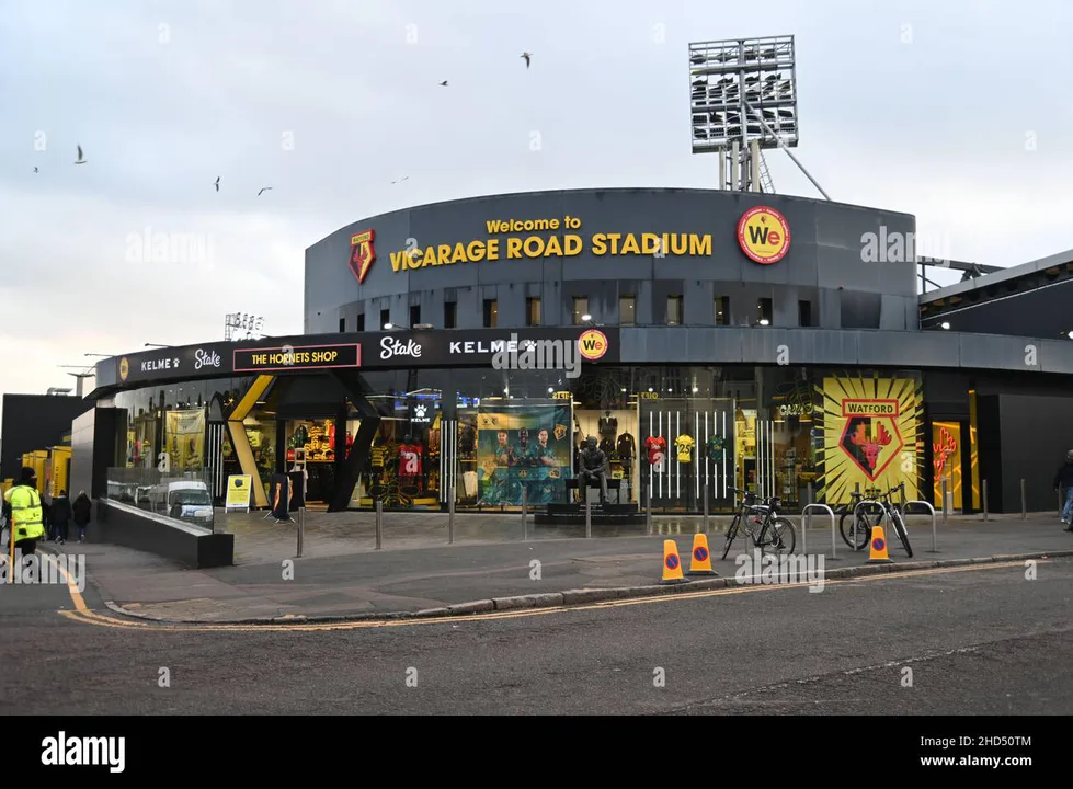 Support new Vicarage Road station being named 'Vicarage Road Station'