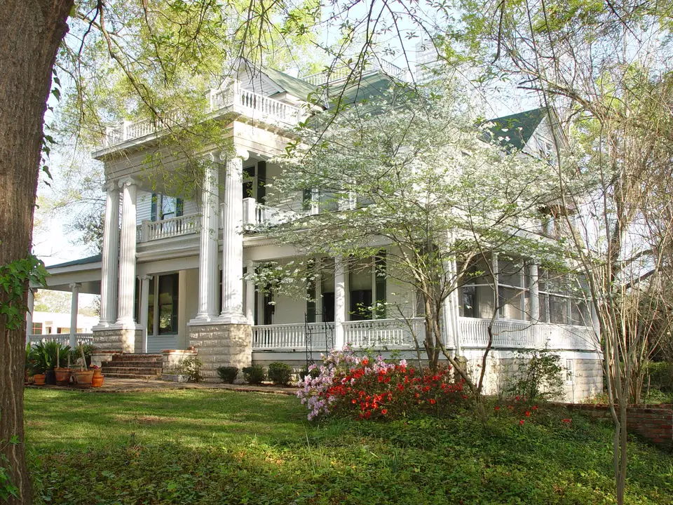 PROTECT THE HISTORIC MINDEN RESIDENTIAL DISTRICT!