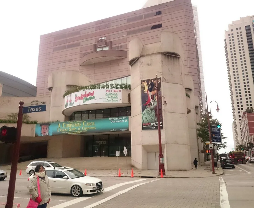 Downtown Houston Needs a Museum