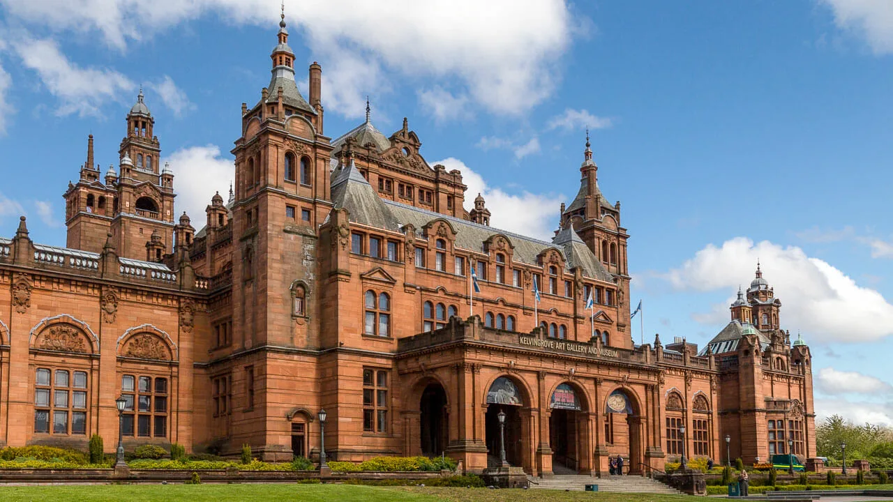 Move Christ of St John of the cross at Kelvingrove