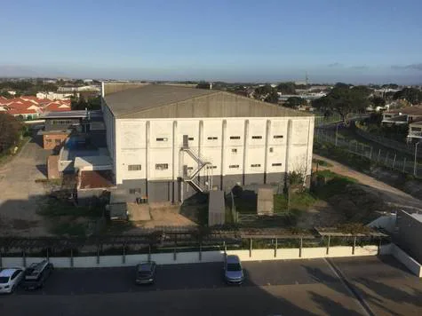 The 3 Arts - Stage show to Scrap Heap