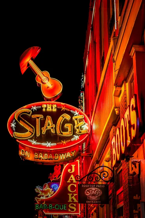 New SOB Laws in Nashville Strip CLubs