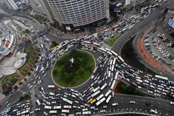 Proposed Woodland Avenue Roundabout