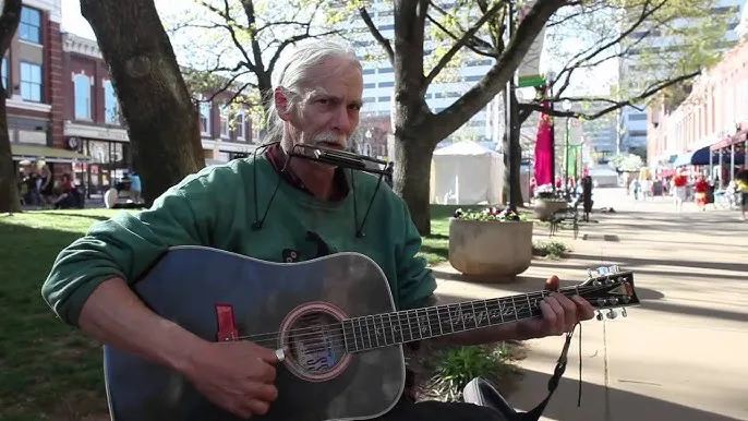 Amend City of Knoxville Ordinance 19-062 (No Masks - Street Performers)