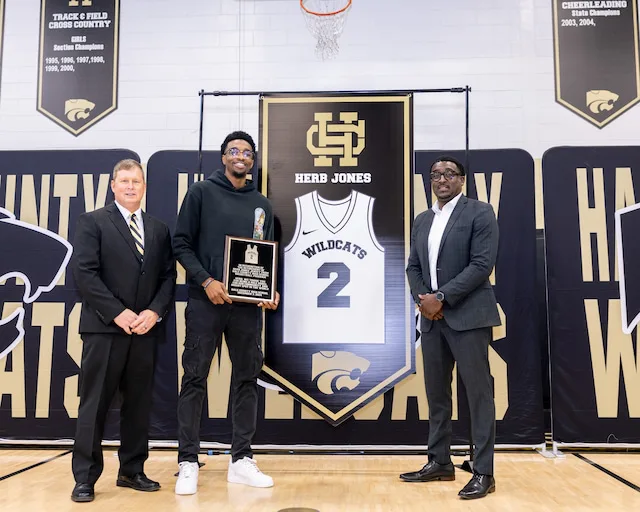 CHS NEEDS TO RETIRE JERSEY #52 IN HONOR OF FRED DREW