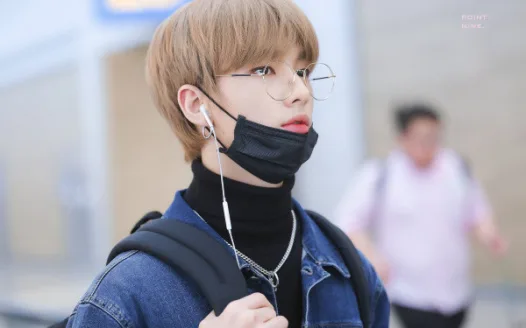 PUT HYUNJIN IN AUSSIE LINE OFFICIALLY