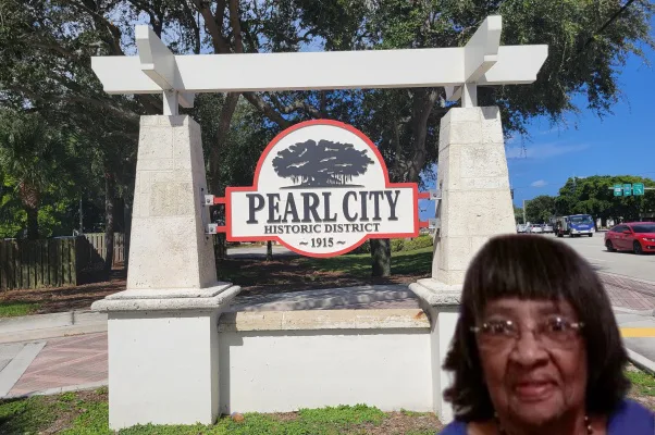 ”Lois D. Martin Way”