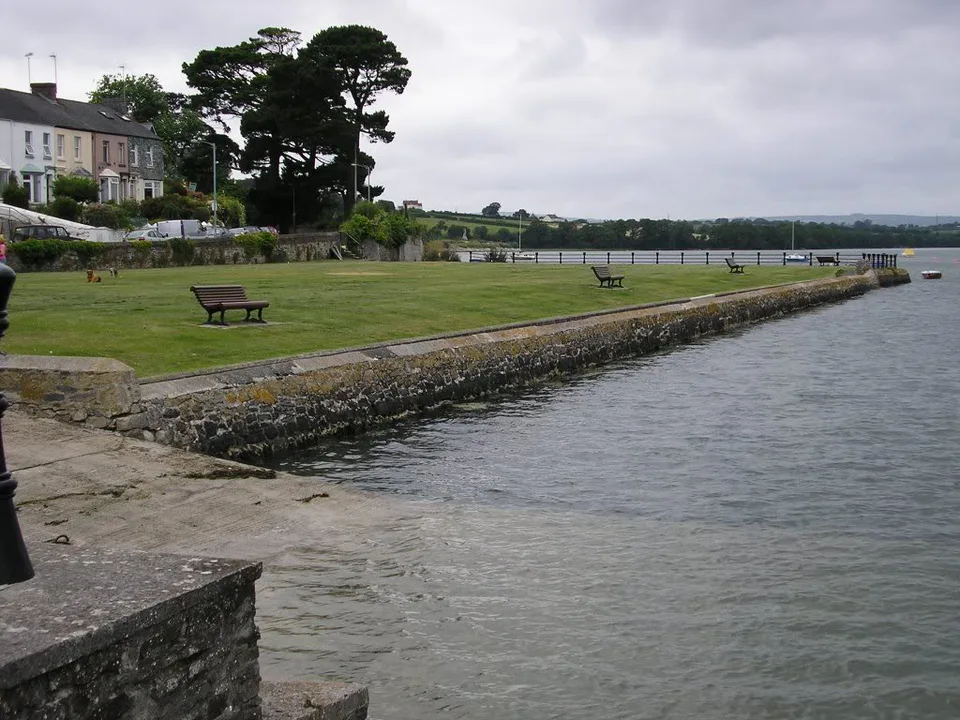 Jubilie Green - Saltash (Water Front) Revamp - Beach Huts / Market Stalls- Family Fun