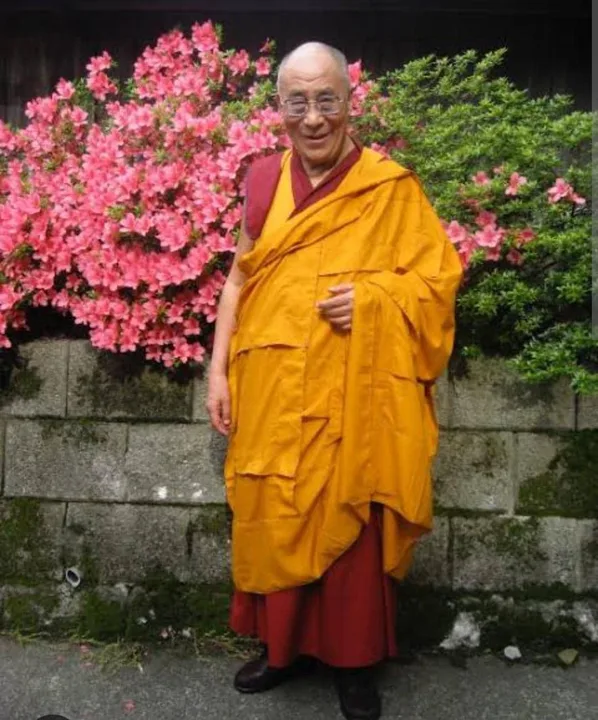 SUPPORT THE ACTION OF VENERABLE BAGDRO !