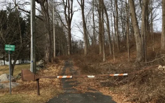 BOS: Keep Turner Rd Closed