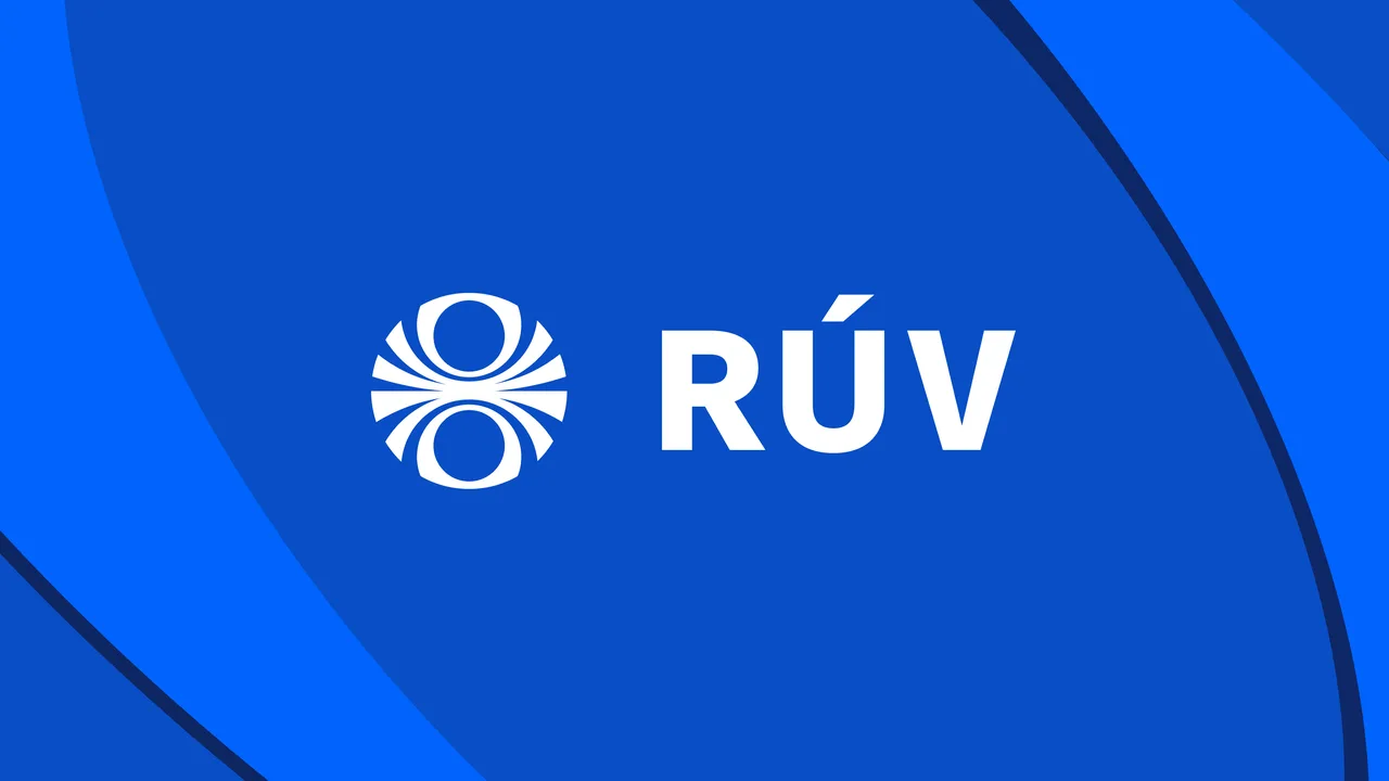 Láru Hönnu aftur í Ríkisútvarpið!