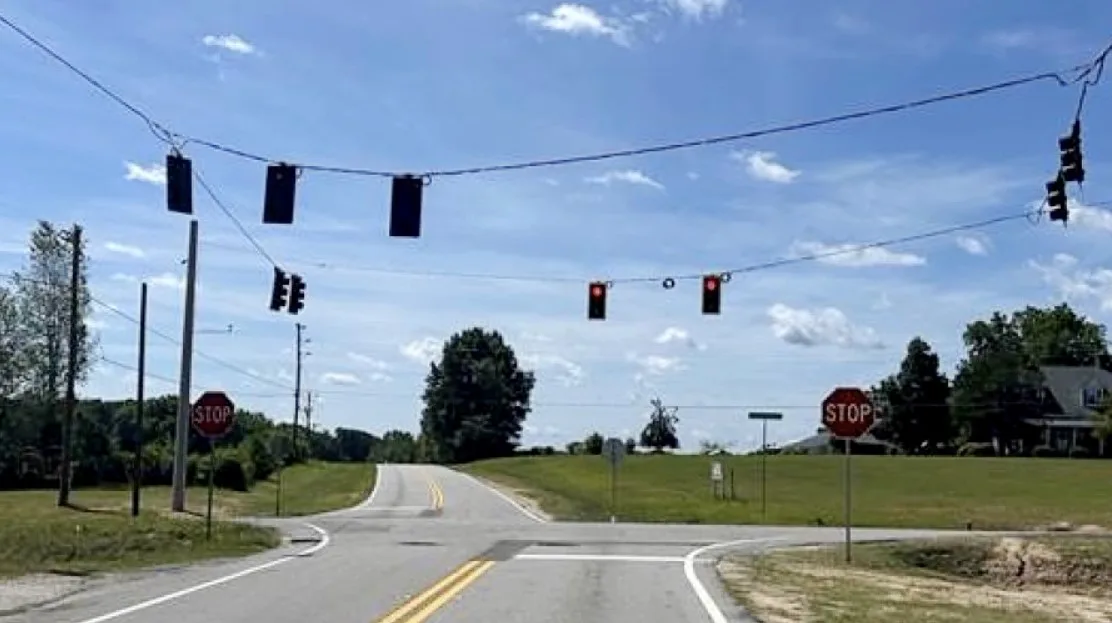 Traffic Light @ Georgia State Hwy 23/42 and Locust Rd