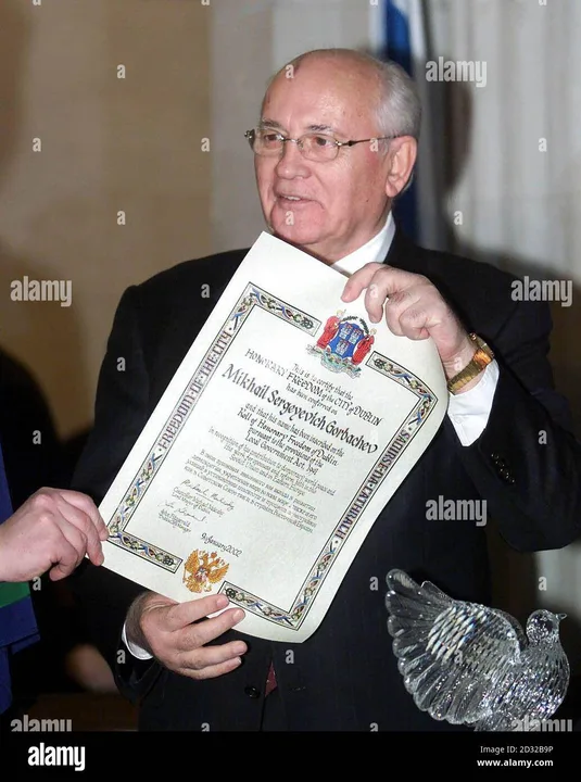 Sign up to give James Anderson Freedom of Burnley!
