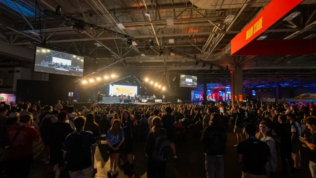 RADU20 LA DREAMHACK