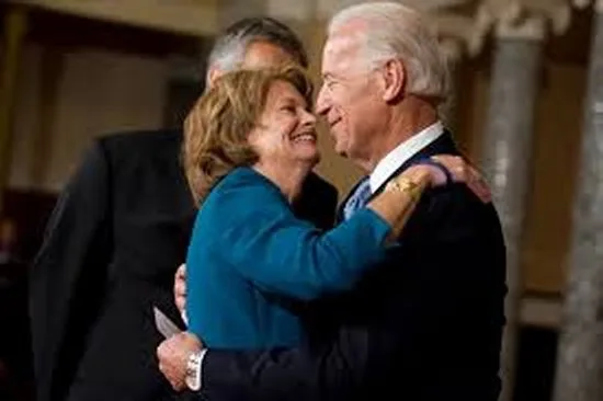 Censure Lisa Murkowski