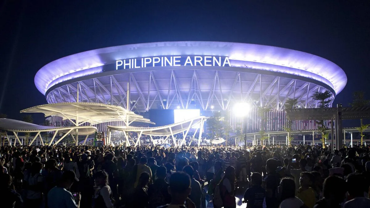 Bring Miley Cyrus' Bangerz Tour to the Philippines