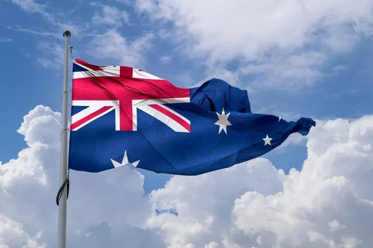 SAY NO TO REDESIGNING THE AUSTRALIAN FLAG