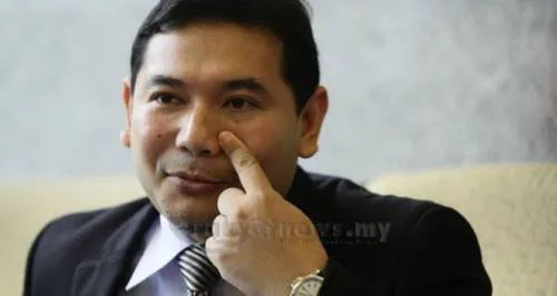 PETISYEN MEMAKSA TABUNG HAJI MENUTUP AKAUN RAFIZI RAMLI DAN MENARIK SEMULA DIVIDEN TABUNG HAJI YANG DIBERIKAN KEPADANYA