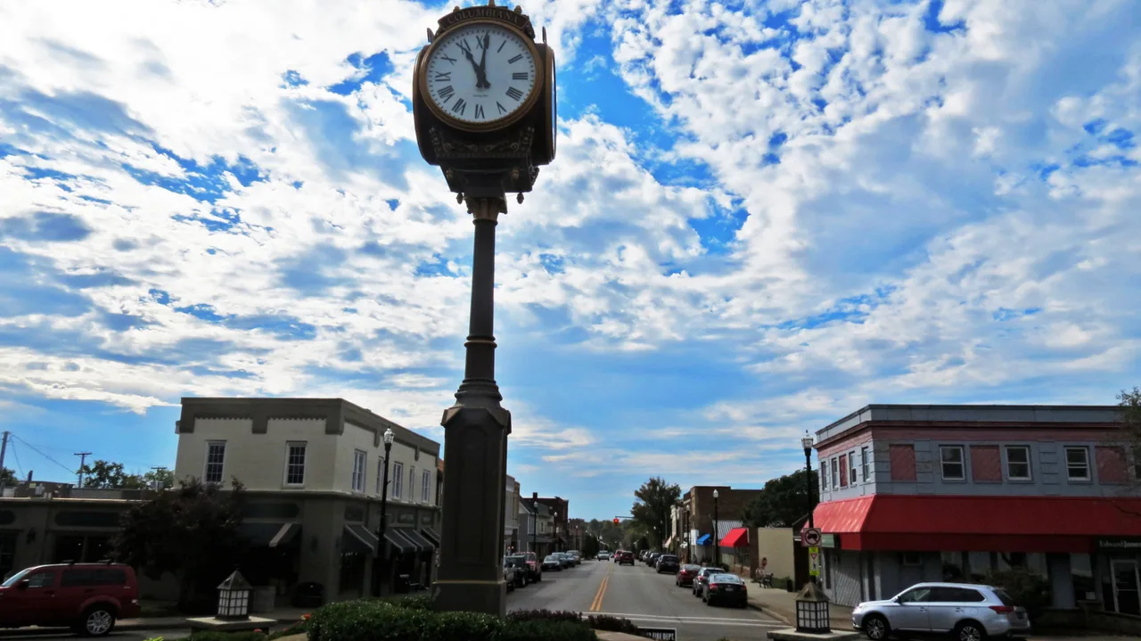 Bring Back The Town Centre Clock