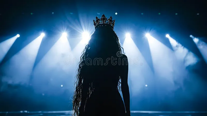 Janet Jackson as official "Queen of Pop"