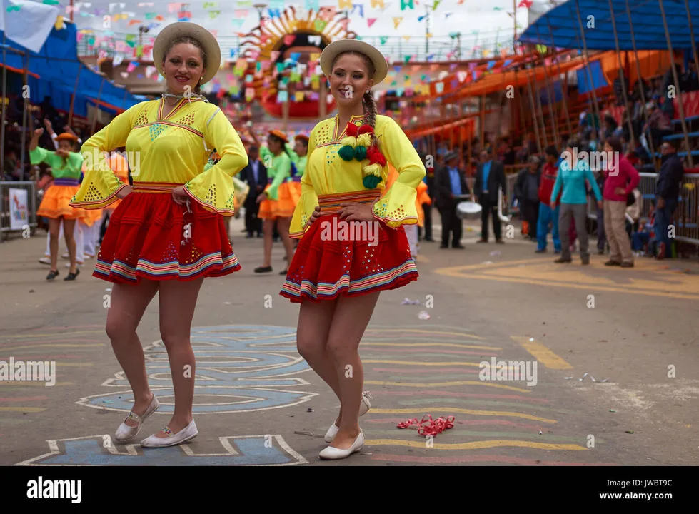 Danzas Exclusivamente Bolivianas