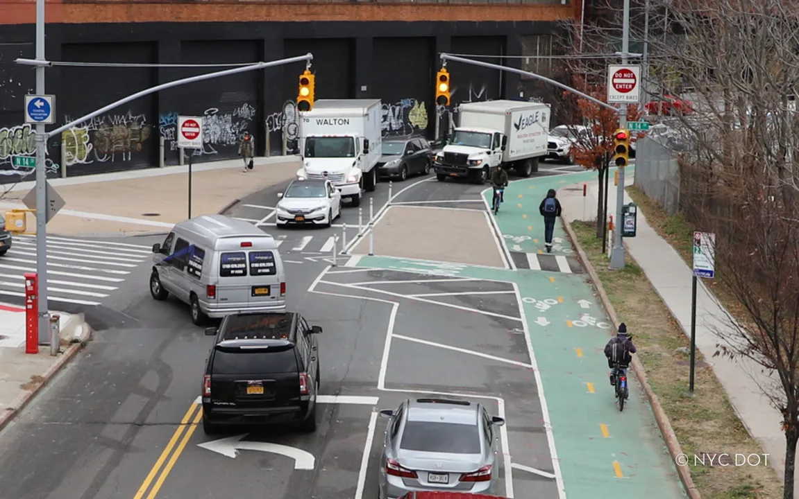 Maintain dedicated left turn lanes at Wayne & Dale