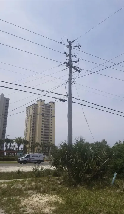 Bury those power lines Gulf Power!