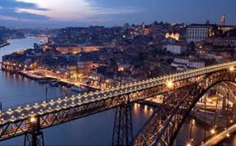 Let´s fly from Bournemouth to Porto!