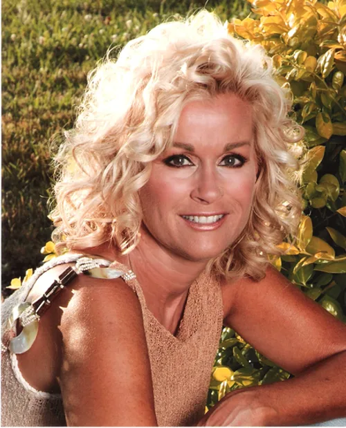 Induct Lorrie Morgan into the Country Music Hall of Fame